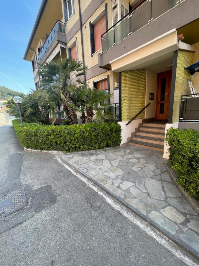 Casa Al Mare Διαμέρισμα Bordighera Εξωτερικό φωτογραφία